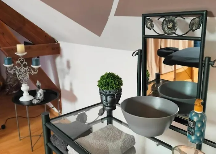 Apartment Fleurs De Lys